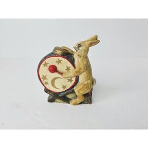 Vaillancourt 1987 bunny with drum figure rabbit primitive folk art‎